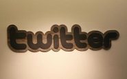 Logo de Twitter en bois