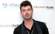 1 robin thicke accuse de maltraitance envers son fils de 6 ans la justice enque te