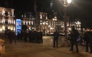 Occupation en cours de la place de la République à Paris par 450 personnes exilées.