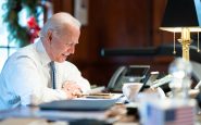 Le Congrès américain certifie officiellement la victoire de Joe Biden.