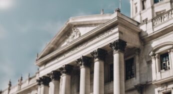 Cour des comptes avertit gouvernement futur